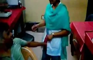 XXX ఆవిర్భవించినది పెద్ద మొడ్డ గుండు పూకు బ్లోన్దేస్
