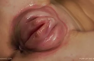 XXX Banged ఒక తాగిన చిక్ వంటగది లో రంధ్రం లో