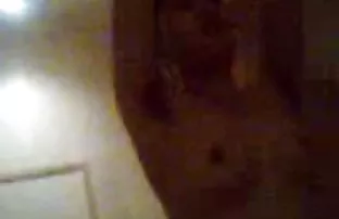 XXX పరిపక్వ స్త్రీ పట్టుకుని ఒక భాగం sex with a young lover