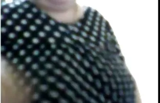 XXX సెక్స్ నది మీద ఒక మూలుగుల hottie