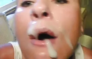 XXX నల్ల మొడ్ఢ కుట్టిన తెలుపు ప్రియురాలు