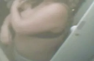 XXX యువ ఆసియా చర్మం sucks cock