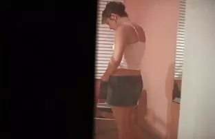 XXX లో క్లియరింగ్ వ్యక్తి had fucked హెడ్ pyshechki పూకు లో